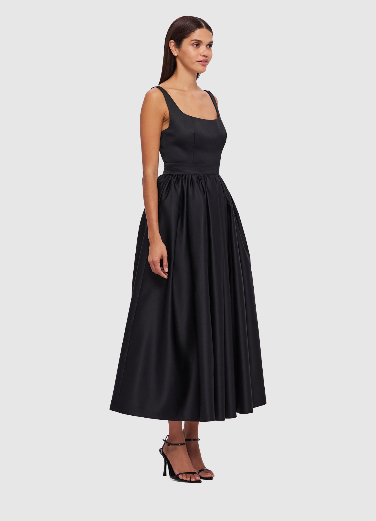 Colleen Midi Dress - Ebony | LEO LIN® Official Website