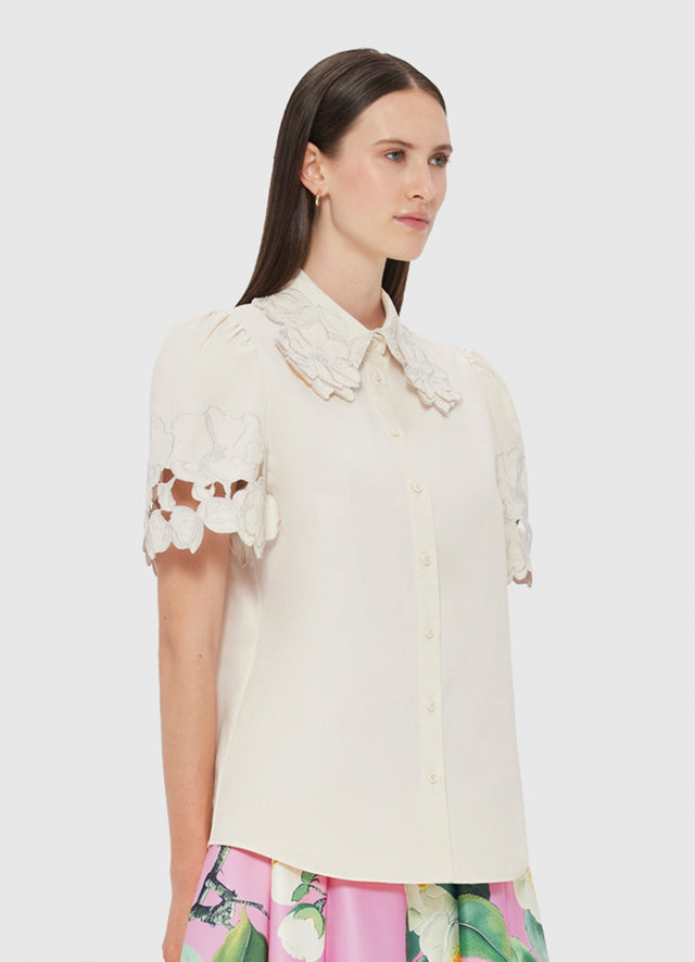 Exclusive LEO LIN Amélie Appliqué Shirt Top in Snow